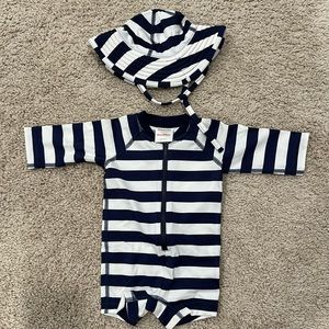 Hanna Anderson Long Sleeve Rash Guard Swimwear with Hat (Navy/White) 0-3 Months
